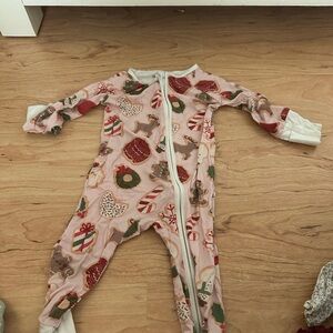 Caden Lane Pink and Red Holiday Footies